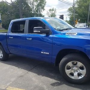 Meet your Posher, Mel